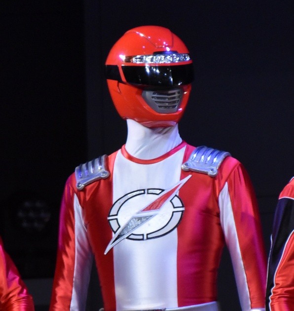 "Gougou Sentai Boukenger" - Bouken Red